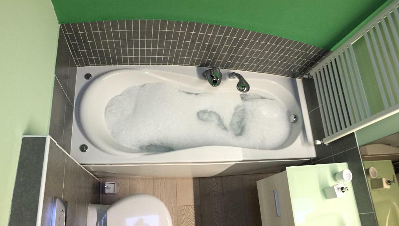 Holiday House Viola تيرانو المظهر الخارجي الصورة
